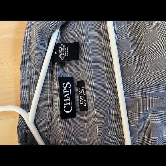 Dress shirt, excellent condition - Picture 2 of 2